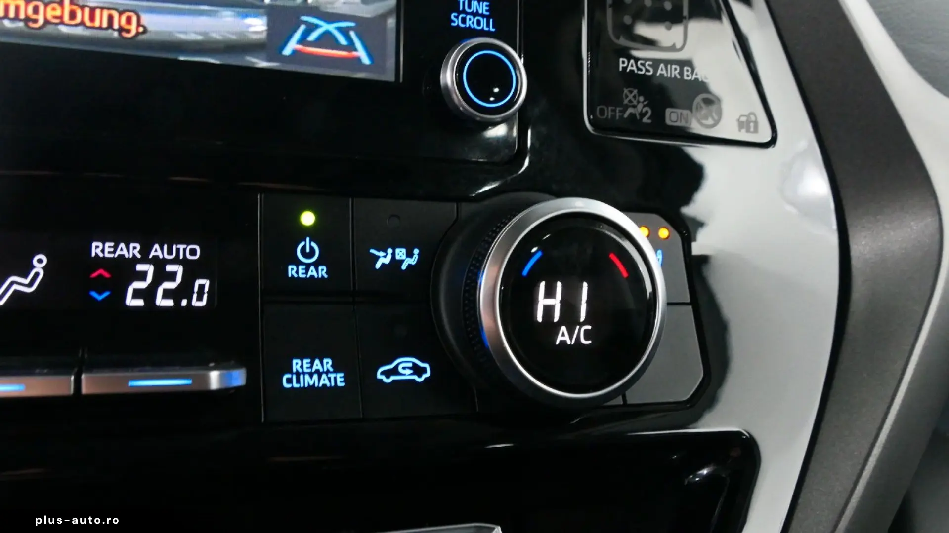 TOYOTA Highlander 2.5 Hybrid Luxury 7-Sitzer Pano ACC