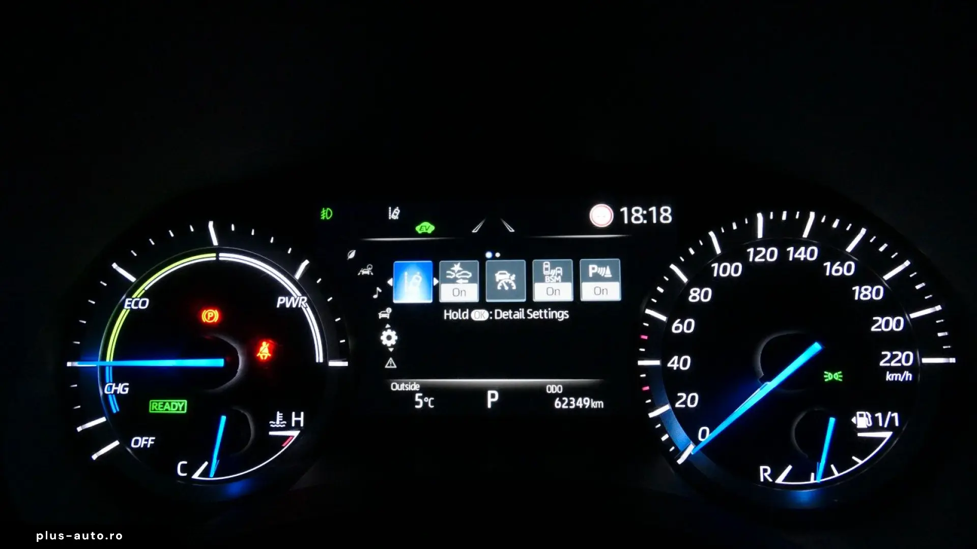 TOYOTA Highlander 2.5 Hybrid Luxury 7-Sitzer Pano ACC