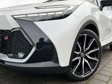 TOYOTA C-HR Hybrid GR SPORT Premiere 4x4  Navi  360-Kam