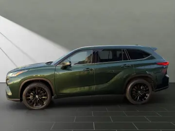 TOYOTA Highlander Hybrid Luxury ALLRAD 360  JBL