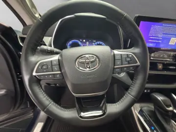 TOYOTA Highlander Hybrid Luxury  HUD 7-Sitze