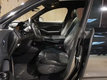 ASTON MARTIN DBX 4.0 V8 Sportabgas Body Pack Black 22 Zoll