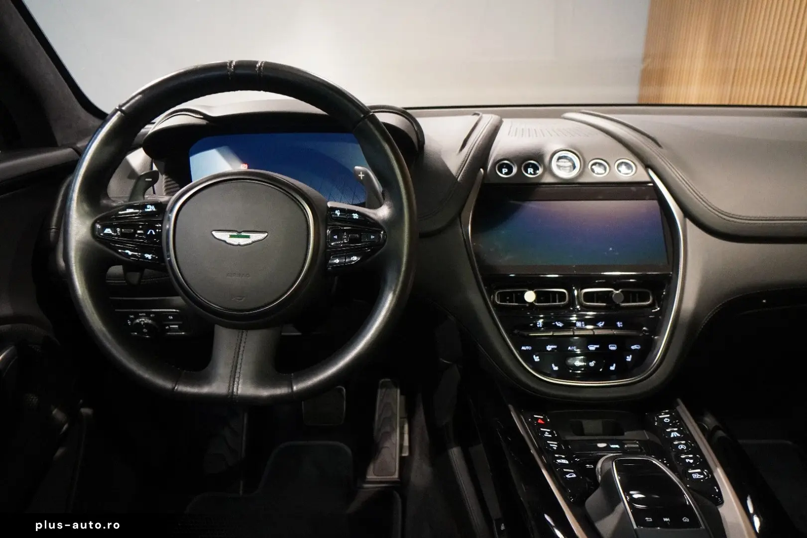 ASTON MARTIN DBX 4.0 V8 Sportabgas Body Pack Black 22 Zoll