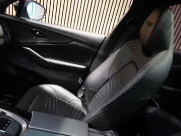 ASTON MARTIN DBX 4.0 V8 Sportabgas Body Pack Black 22 Zoll