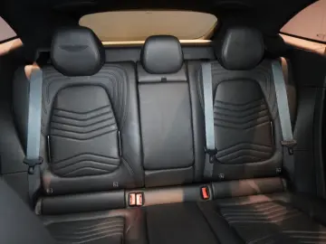 ASTON MARTIN DBX 4.0 V8 Sportabgas Body Pack Black 22 Zoll