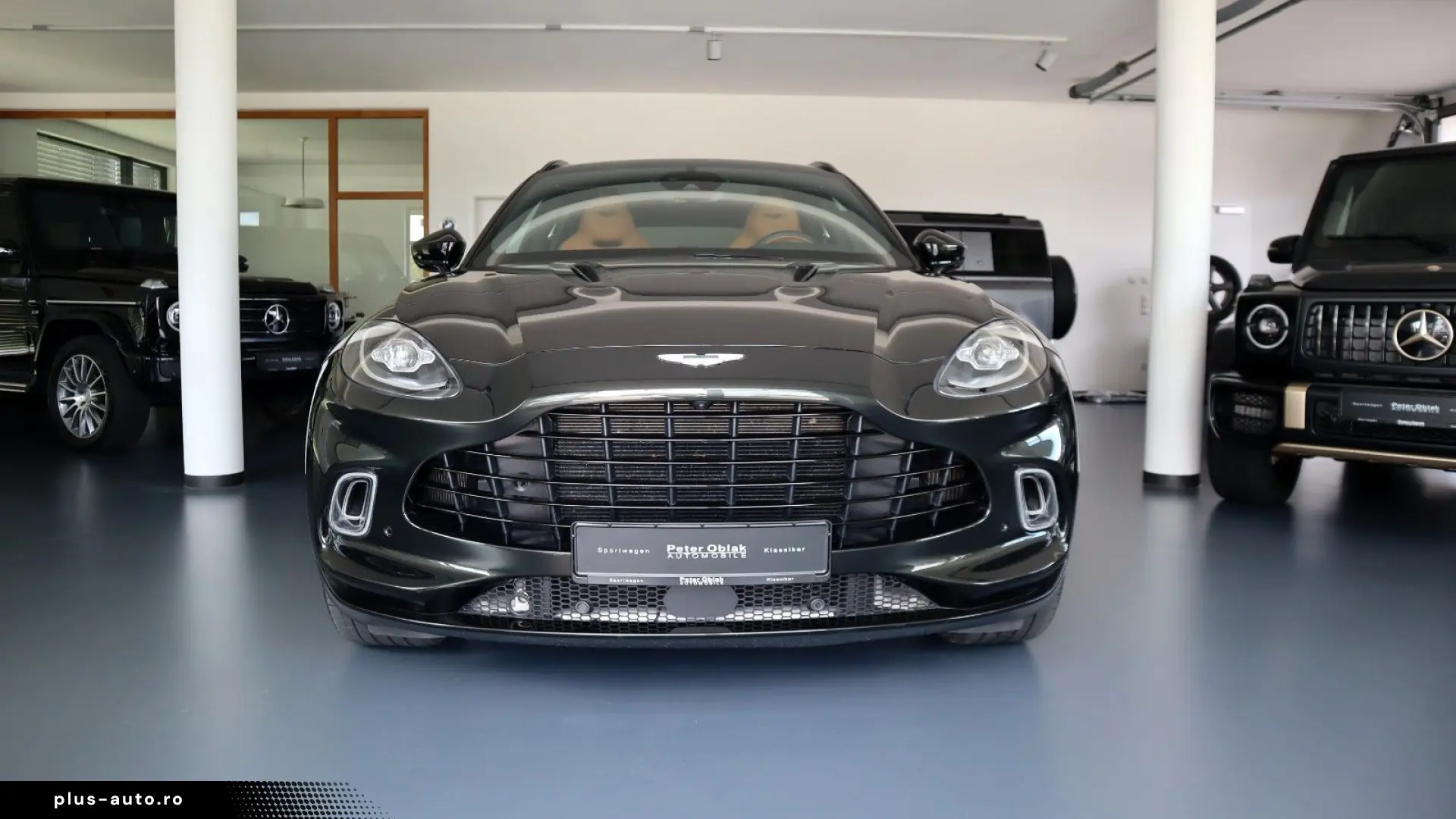 ASTON MARTIN DBX 4.0 V8   23    Sport Exhaust   AHK   Carbon