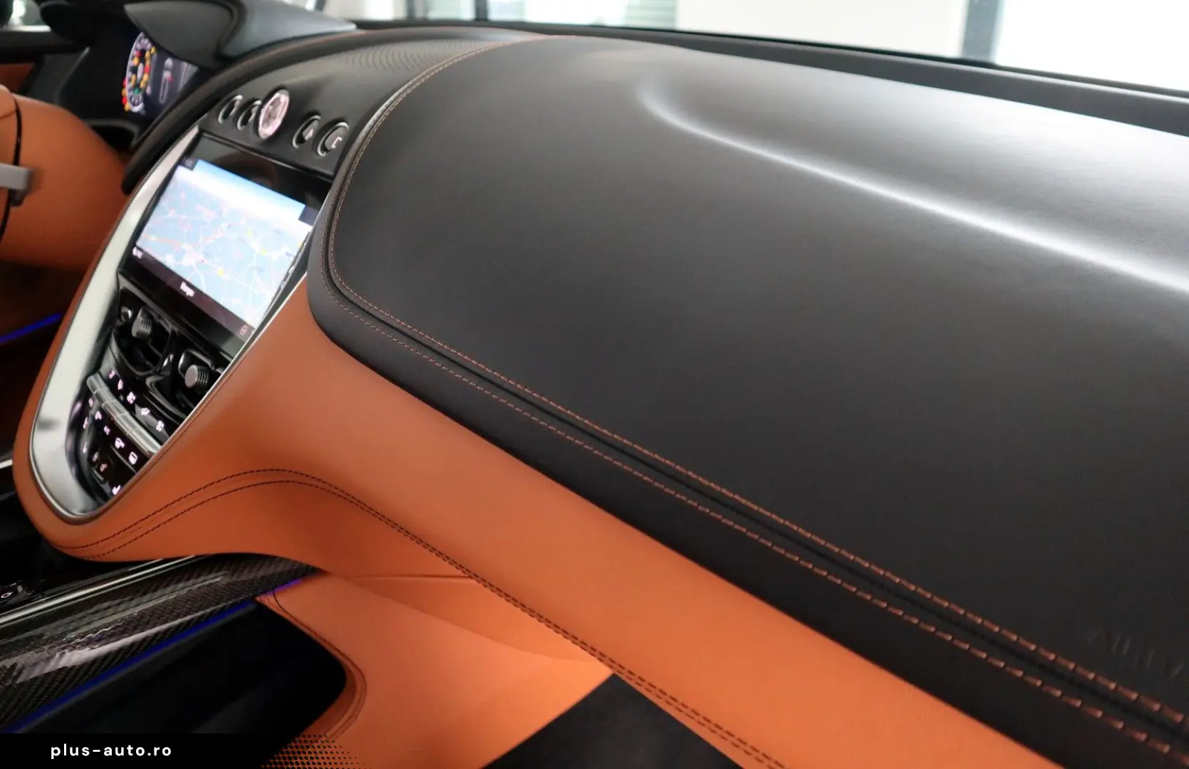 ASTON MARTIN DBX 4.0 V8   23    Sport Exhaust   AHK   Carbon