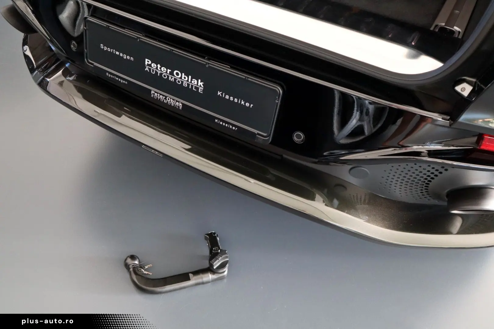 ASTON MARTIN DBX 4.0 V8   23    Sport Exhaust   AHK   Carbon