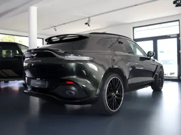 ASTON MARTIN DBX 4.0 V8   23    Sport Exhaust   AHK   Carbon