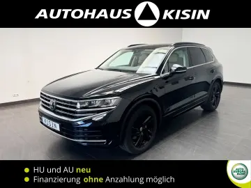 VW Touareg 3.0 TDI Elegance V6   StHZG  AHK  LUFTF.