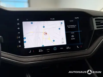 VW Touareg 3.0 TDI Elegance V6   StHZG  AHK  LUFTF.