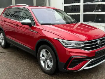 VW Tiguan Allspace Elegance 4Motion Leder Panorama