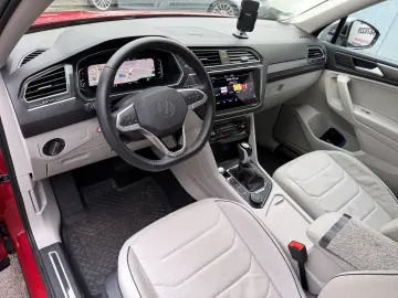 VW Tiguan Allspace Elegance 4Motion Leder Panorama
