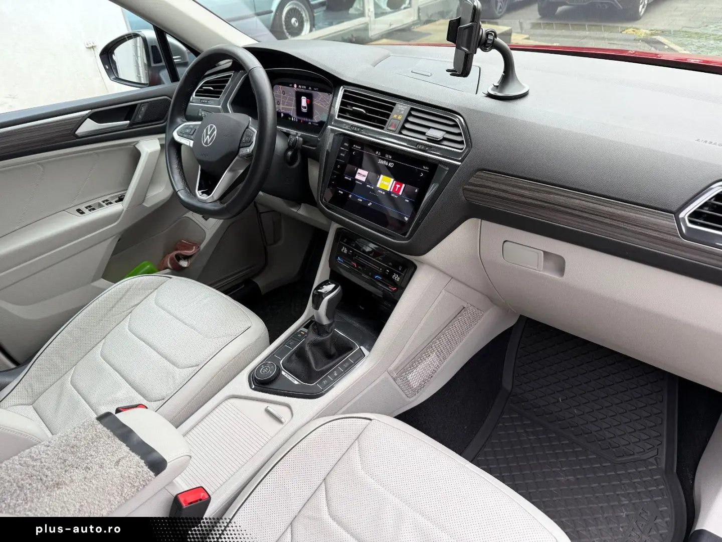 VW Tiguan Allspace Elegance 4Motion Leder Panorama