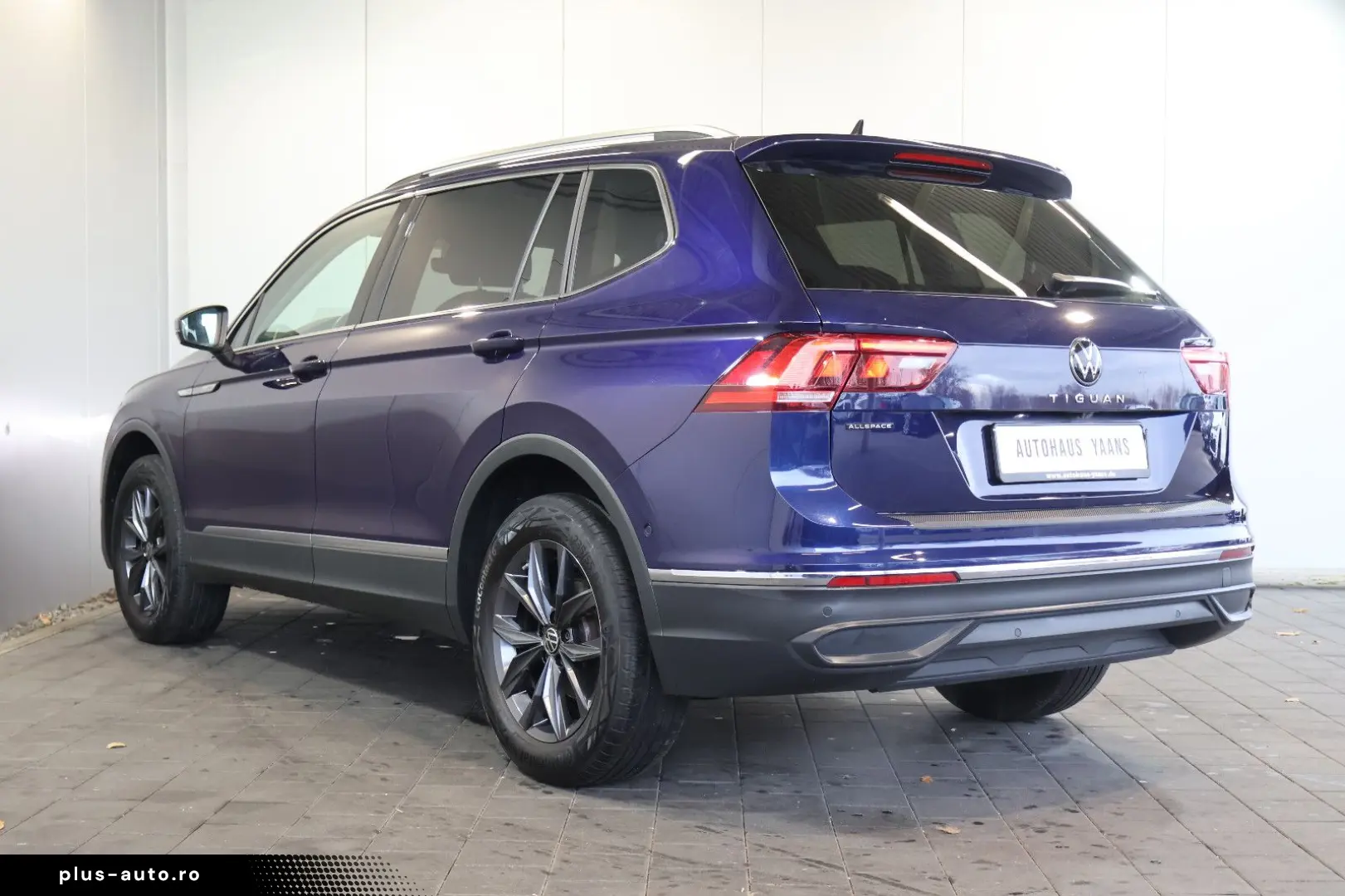 VW Tiguan Allspace 1.5 TSI Life HUD 360  AHK 7 SITZ