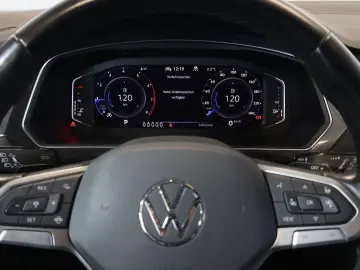 VW Tiguan Allspace 1.5 TSI Life HUD 360  AHK 7 SITZ