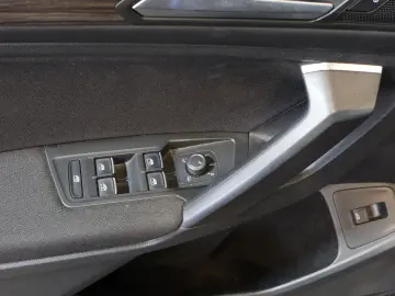 VW Tiguan Allspace 1.5 TSI Life HUD 360  AHK 7 SITZ