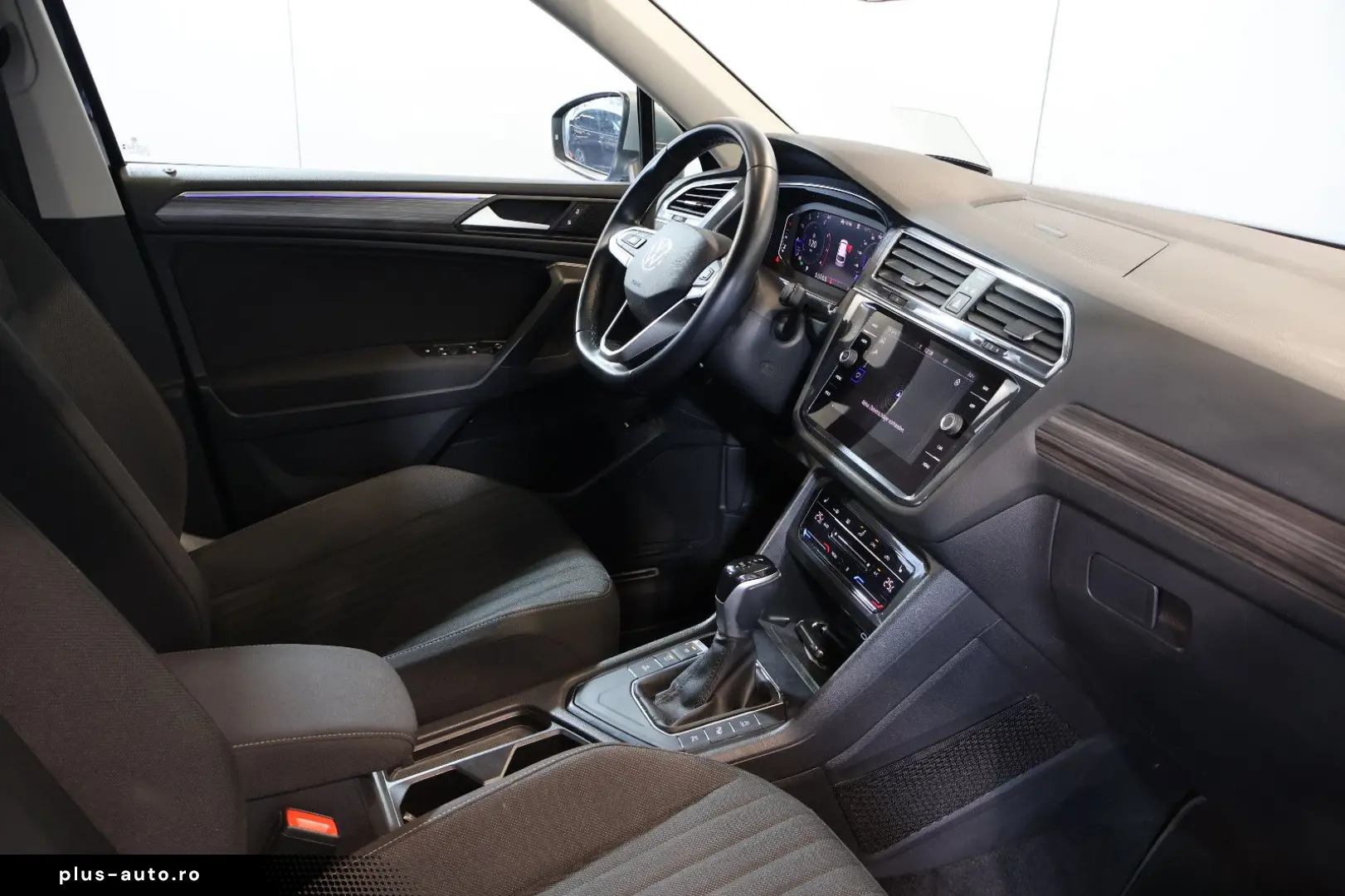 VW Tiguan Allspace 1.5 TSI Life HUD 360  AHK 7 SITZ