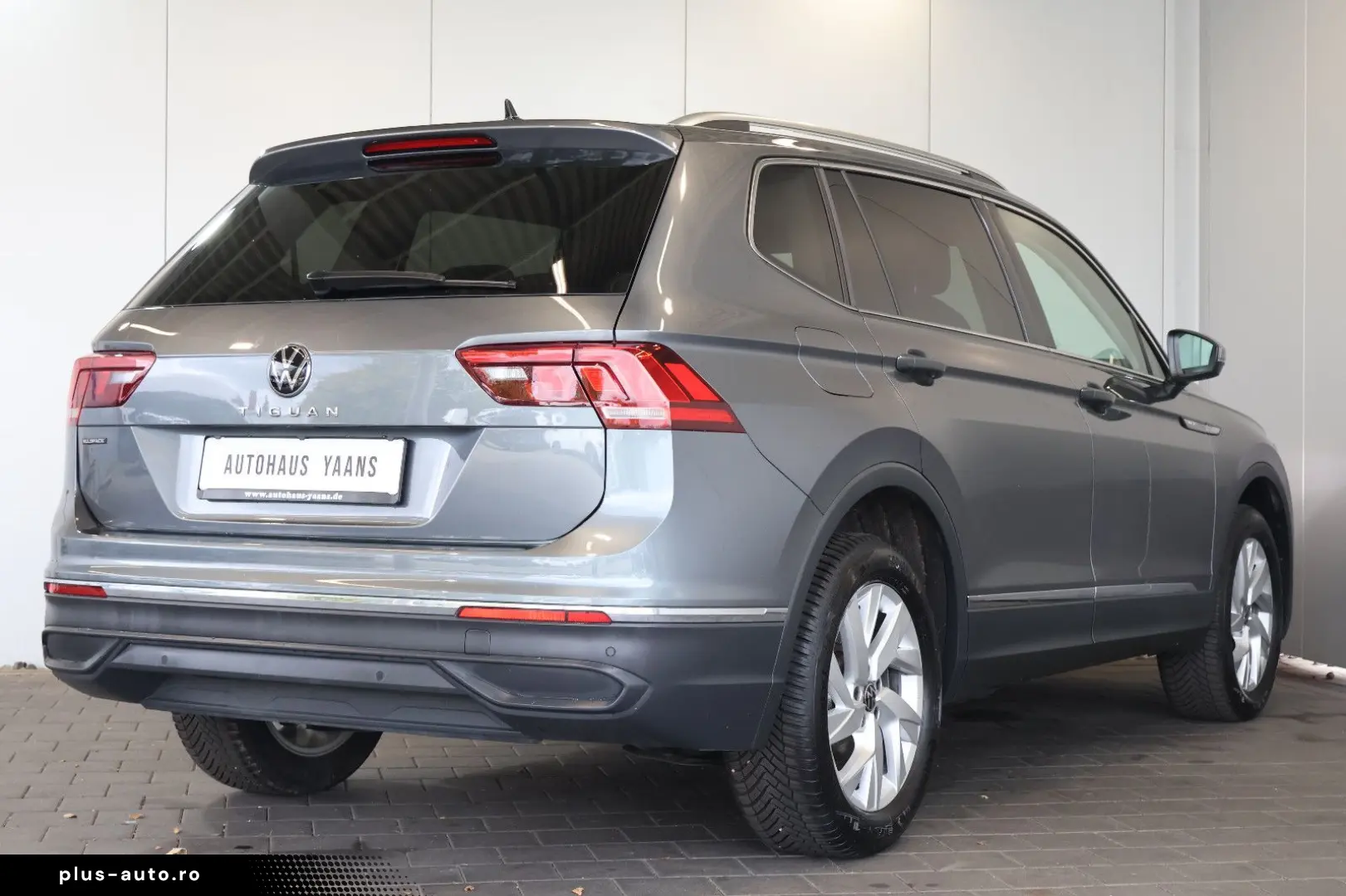 VW Tiguan Allspace 1.5 TSI Life AID ACC AHK 7 SITZE