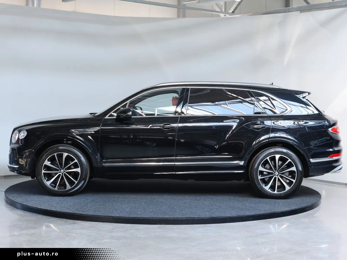 BENTLEY Bentayga 4.0 V8 EWB 4WD Autom.