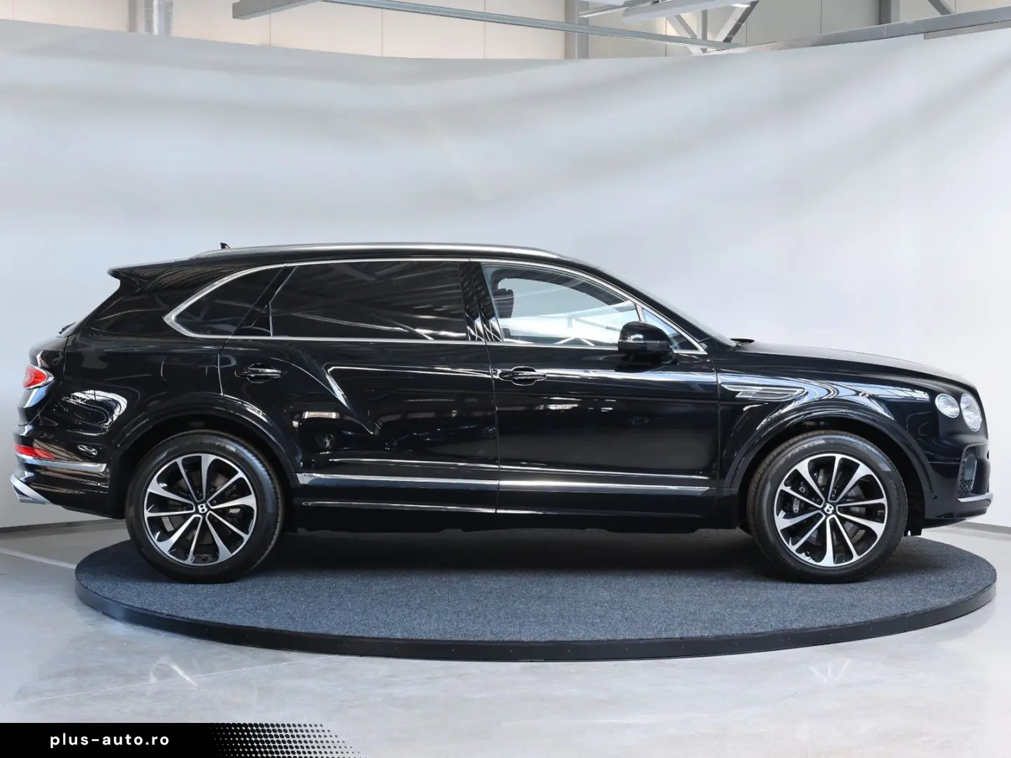 BENTLEY Bentayga 4.0 V8 EWB 4WD Autom.