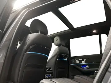 MERCEDES-BENZ GLS 63 4Matic  612hp Panorama HUD Massage  VAT