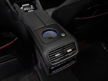 MERCEDES-BENZ GLS 600 Maybach