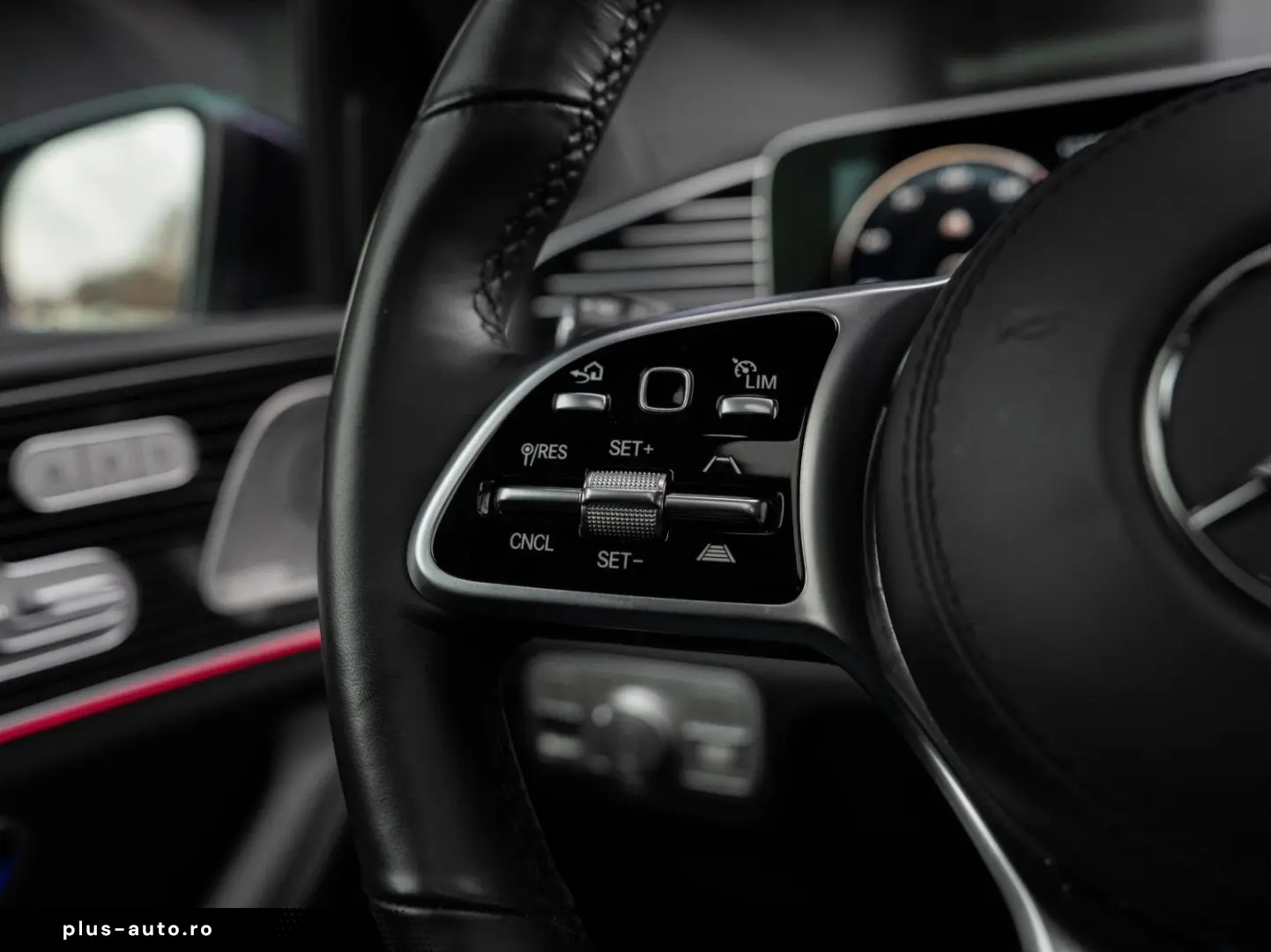 MERCEDES-BENZ GLS 600 Maybach