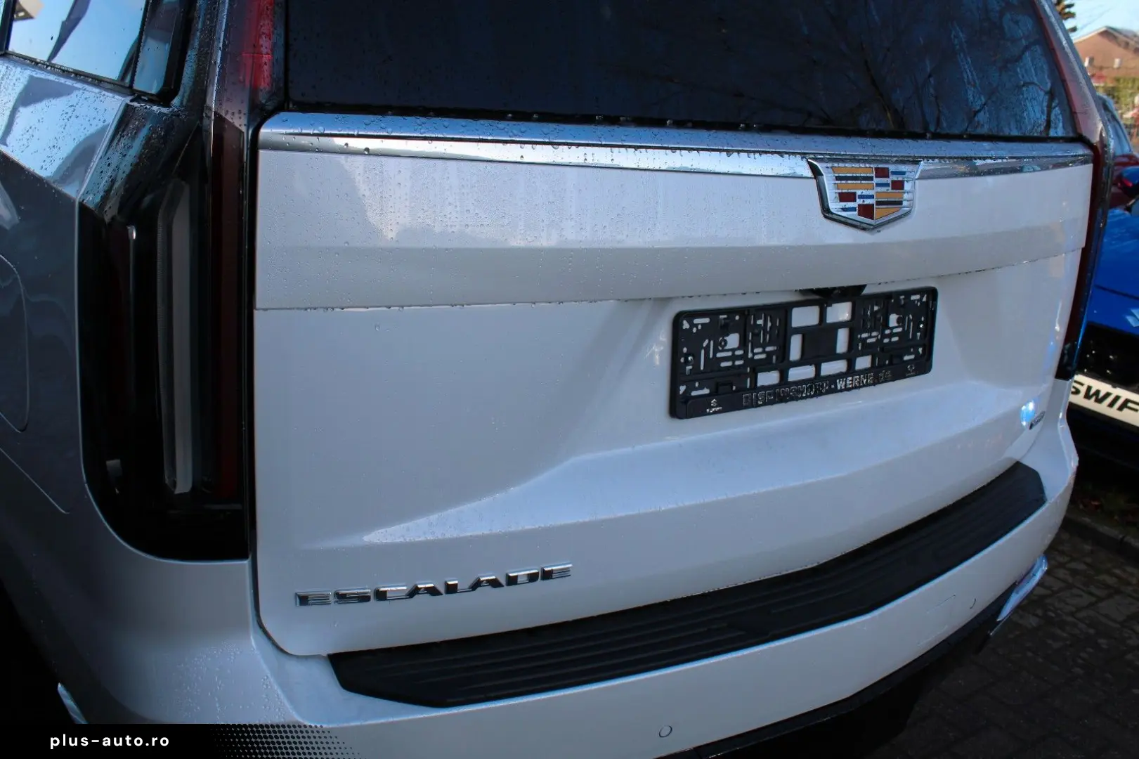 CADILLAC Escalade Premium Luxury 6 3 V8