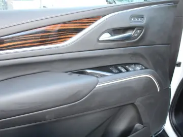 CADILLAC Escalade Premium Luxury 6 3 V8