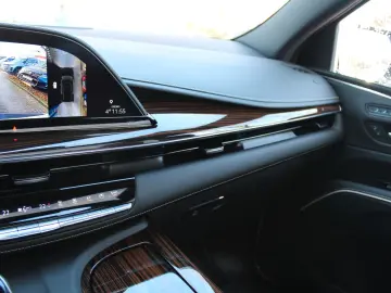 CADILLAC Escalade Premium Luxury 6 3 V8