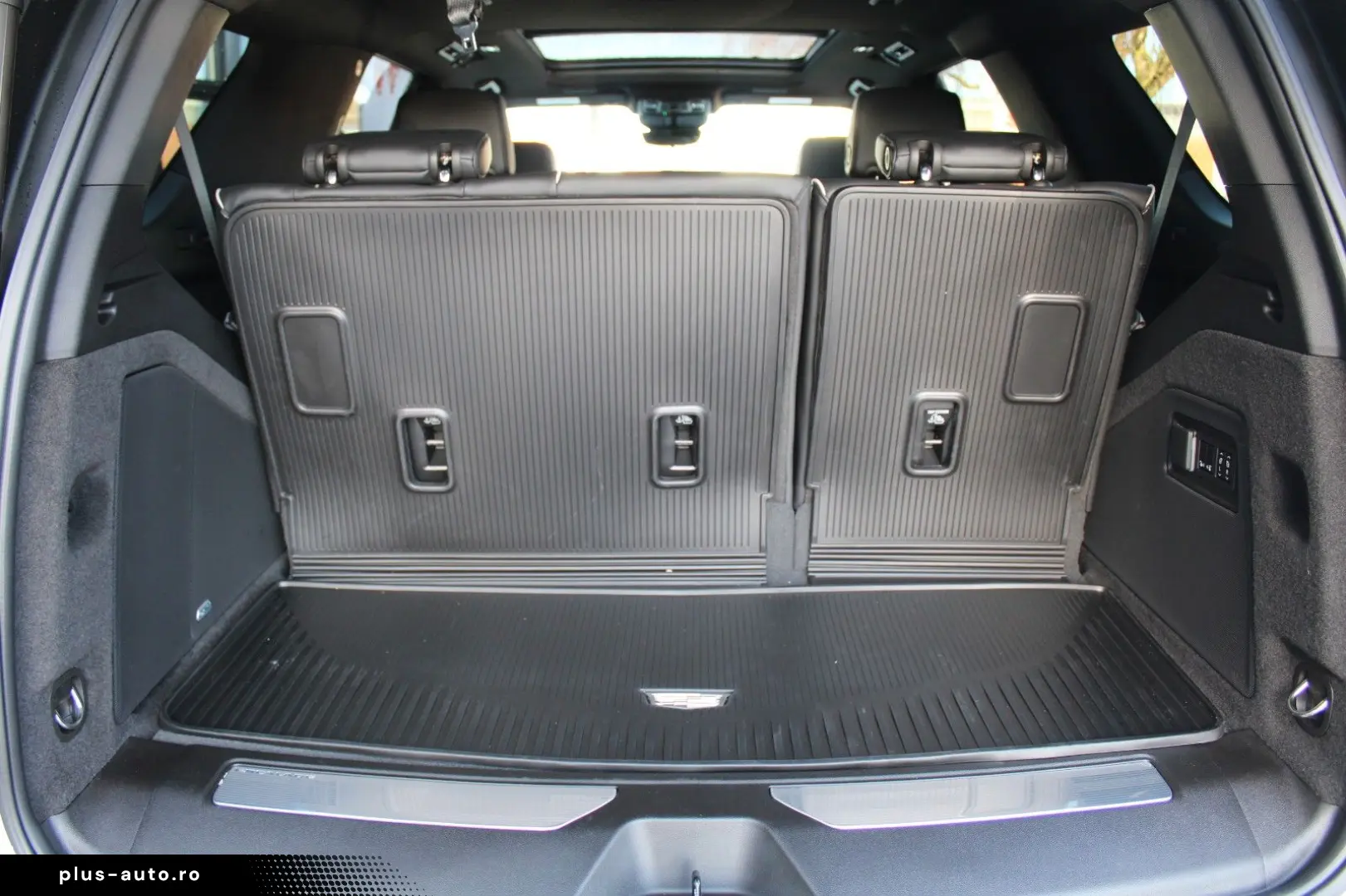 CADILLAC Escalade Premium Luxury 6 3 V8