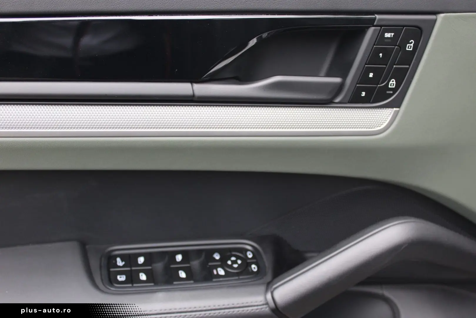 PORSCHE Cayenne S E-Hybrid PANORAMA NAVI Matrix-LED