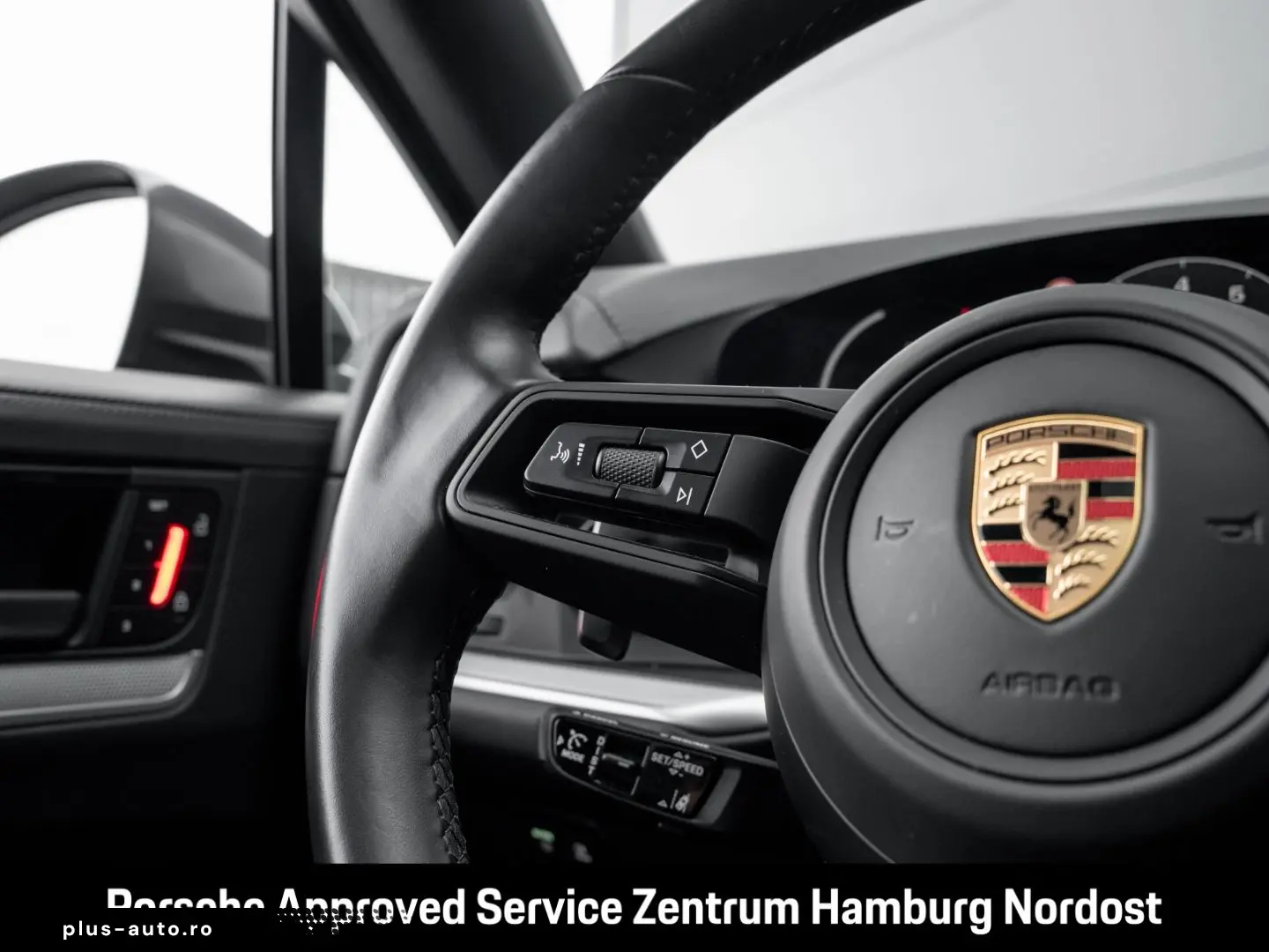 PORSCHE Cayenne E-Hybrid Coupe PASM Head-Up BOSE nnoDriv