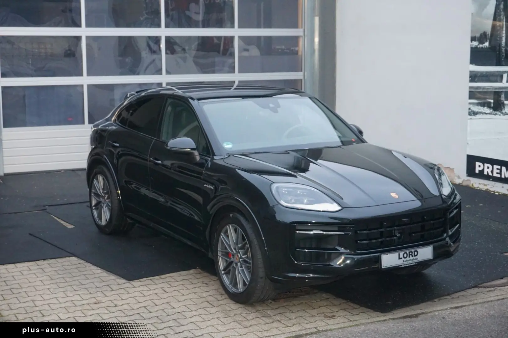 PORSCHE Cayenne Coupe S E-Hybrid Mod.2025 SportDesign