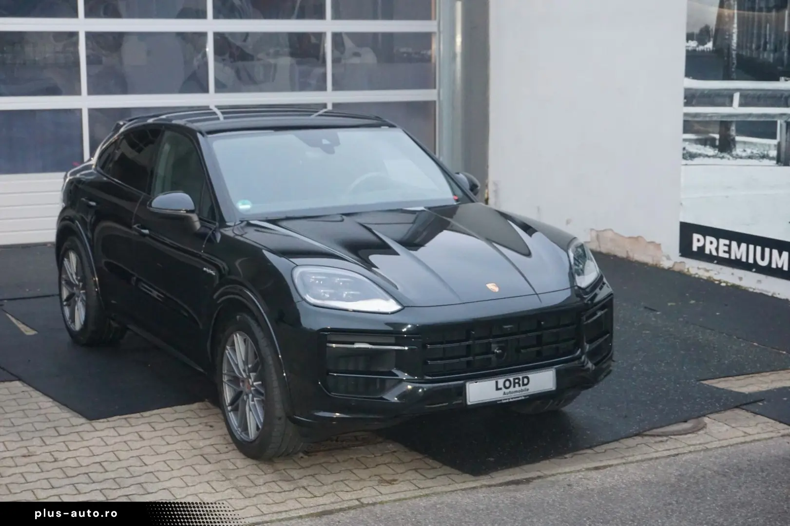 PORSCHE Cayenne Coupe S E-Hybrid Mod.2025 SportDesign