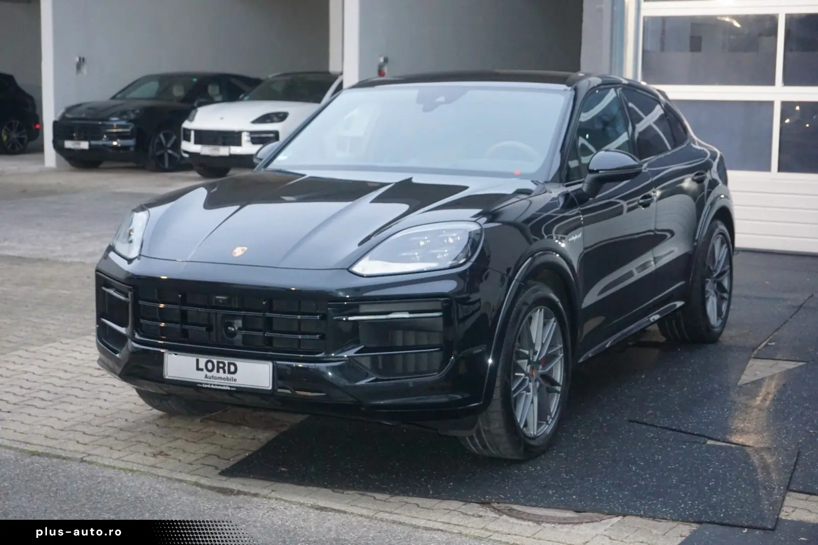 PORSCHE Cayenne Coupe S E-Hybrid Mod.2025 SportDesign