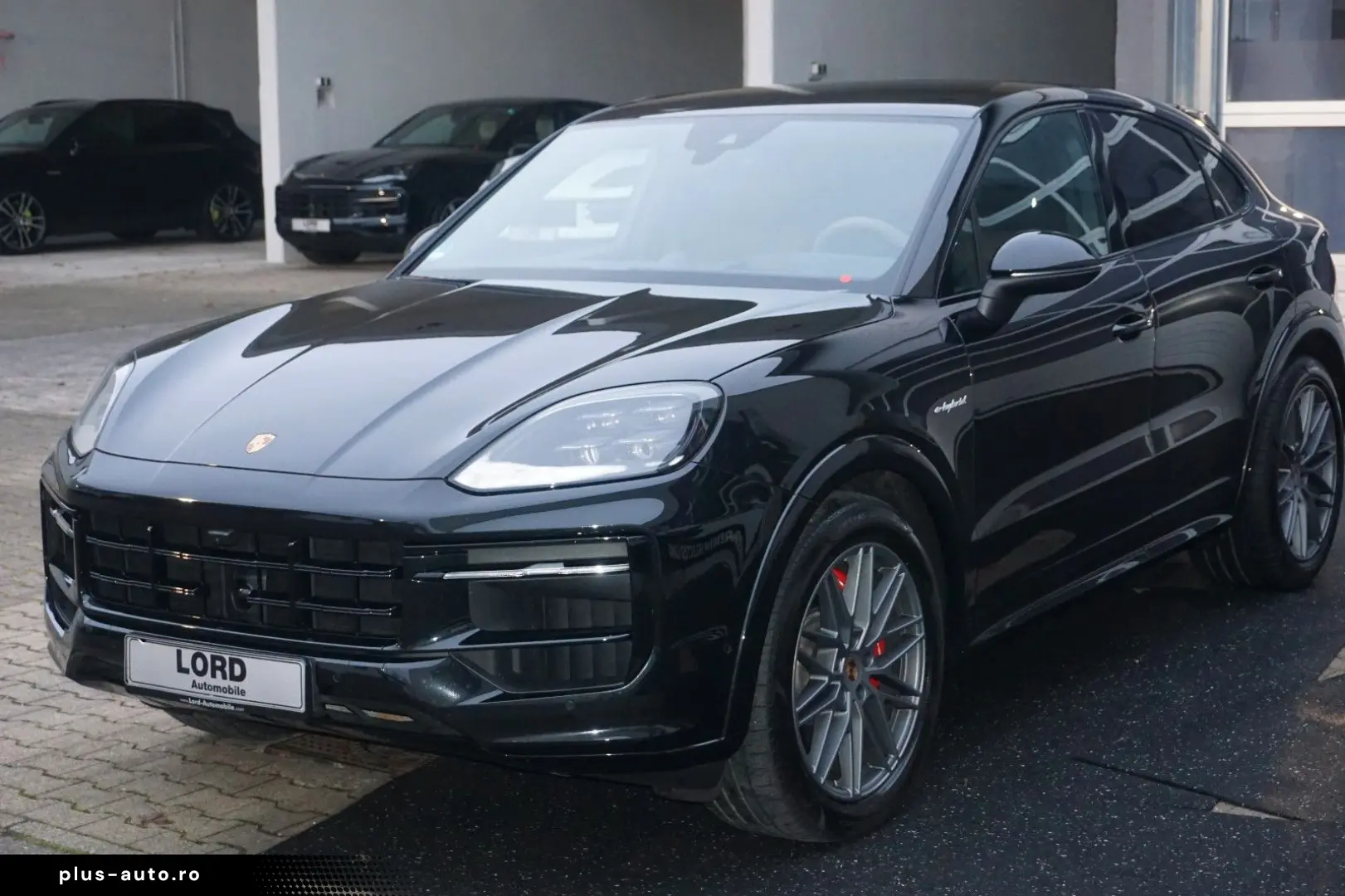 PORSCHE Cayenne Coupe S E-Hybrid Mod.2025 SportDesign