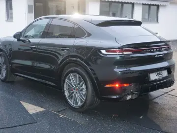 PORSCHE Cayenne Coupe S E-Hybrid Mod.2025 SportDesign