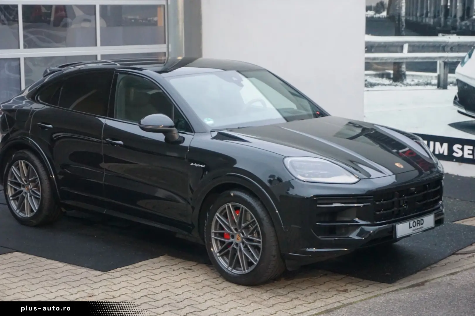 PORSCHE Cayenne Coupe S E-Hybrid Mod.2025 SportDesign