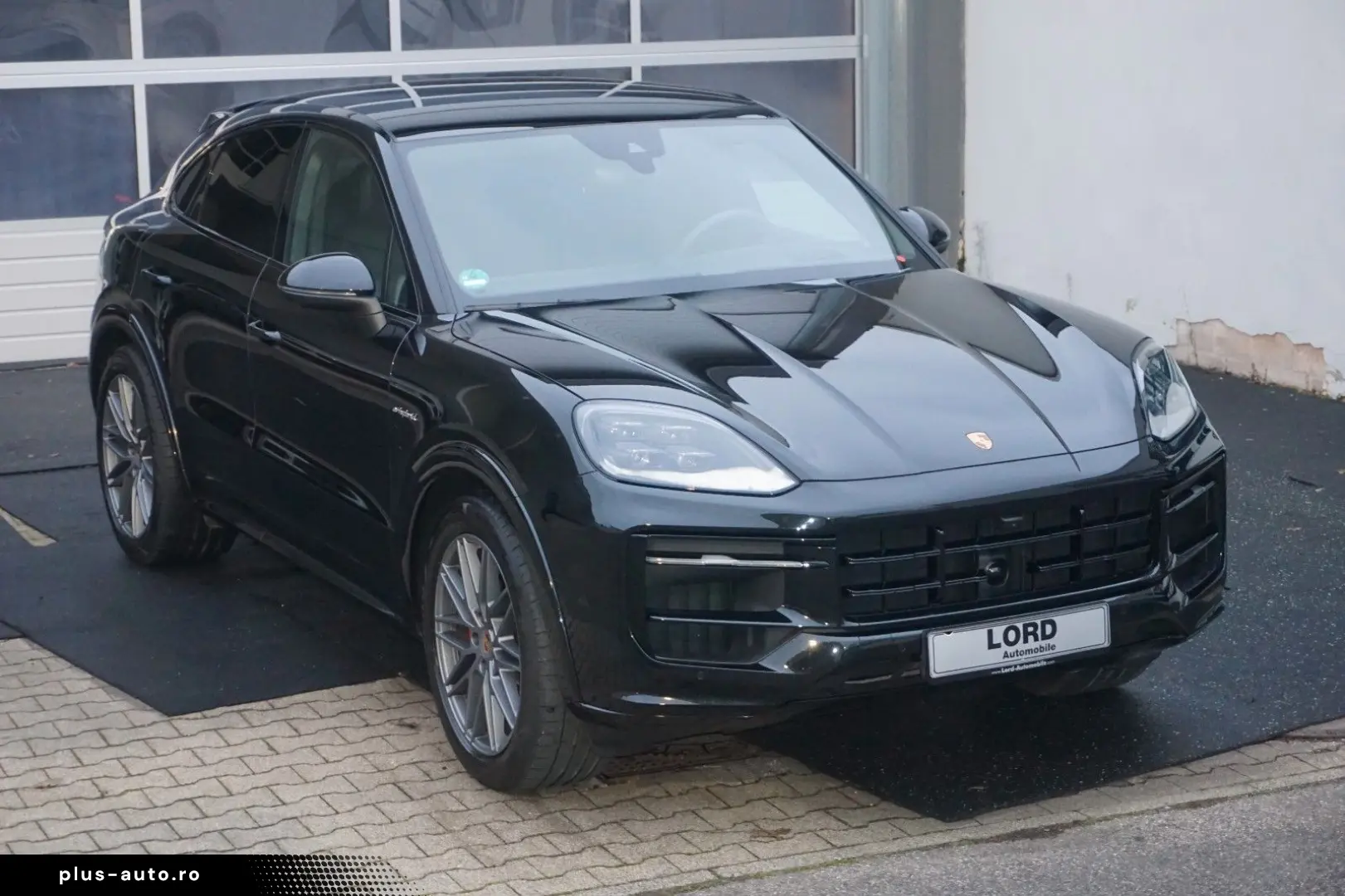 PORSCHE Cayenne Coupe S E-Hybrid Mod.2025 SportDesign