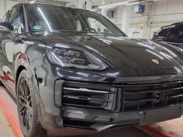 PORSCHE Cayenne Coupe S E-Hybrid HAL SportAbgas HDMatrix