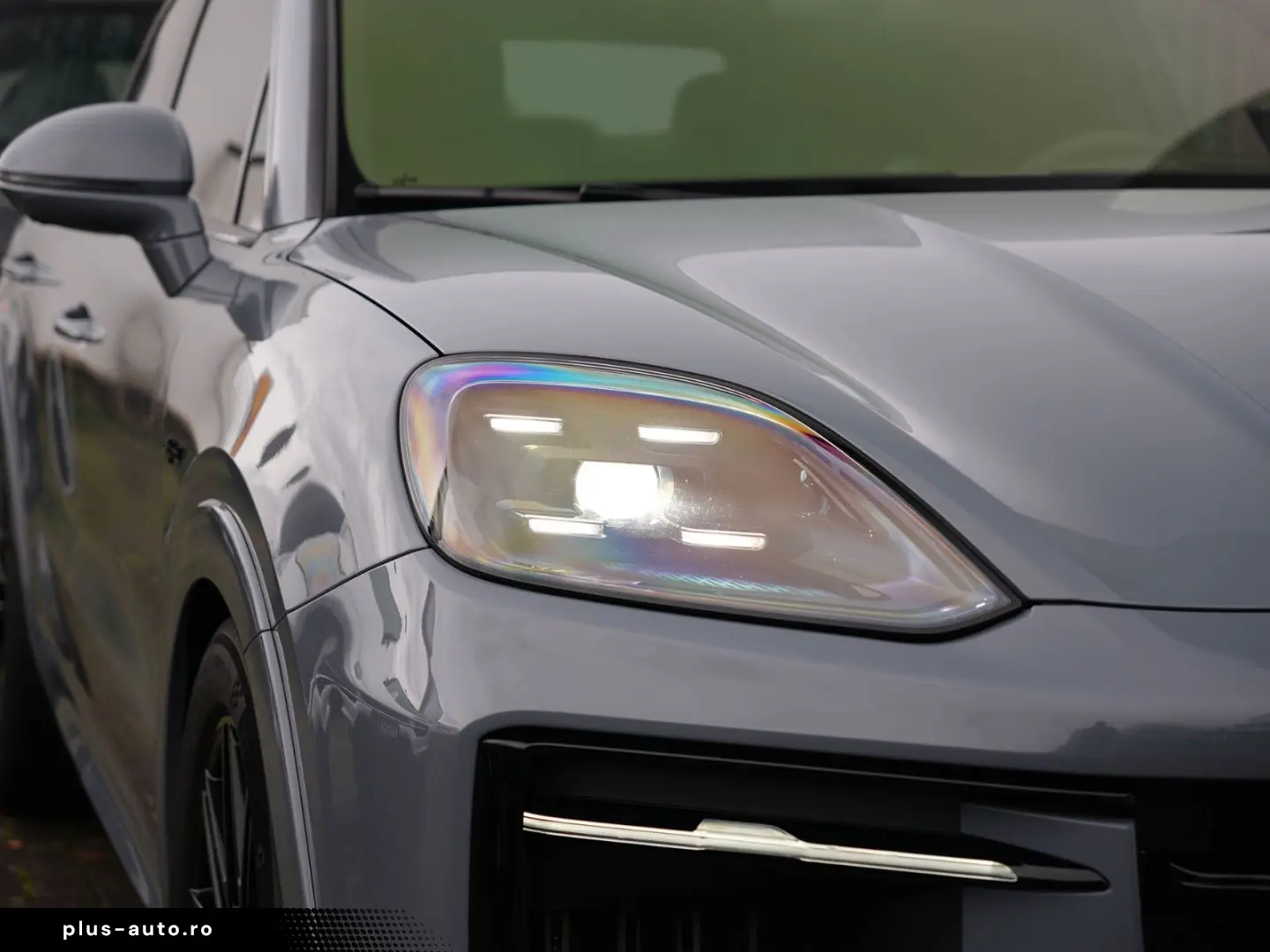 PORSCHE E-Hybrid Coupé SPORTDESIGN-PAKET-SPORTABGAS-VOLL