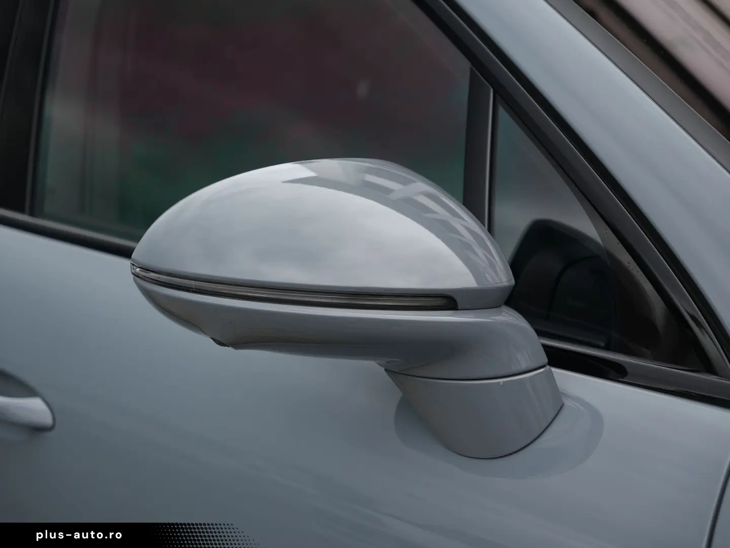 PORSCHE E-Hybrid Coupé SPORTDESIGN-PAKET-SPORTABGAS-VOLL