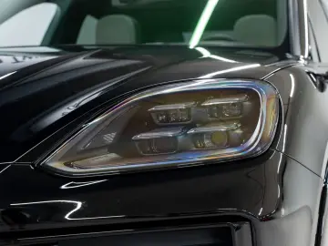 PORSCHE Cayenne E-Hybrid Coupé