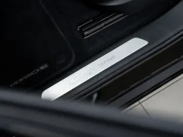 PORSCHE Cayenne E-Hybrid Coupé