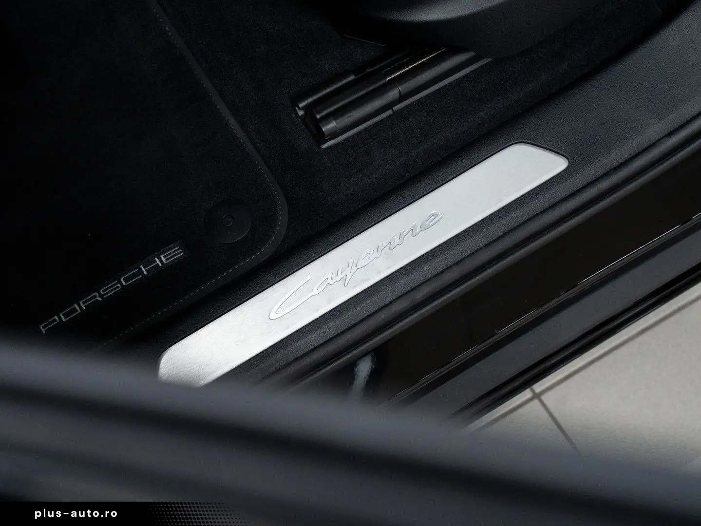 PORSCHE Cayenne E-Hybrid Coupé