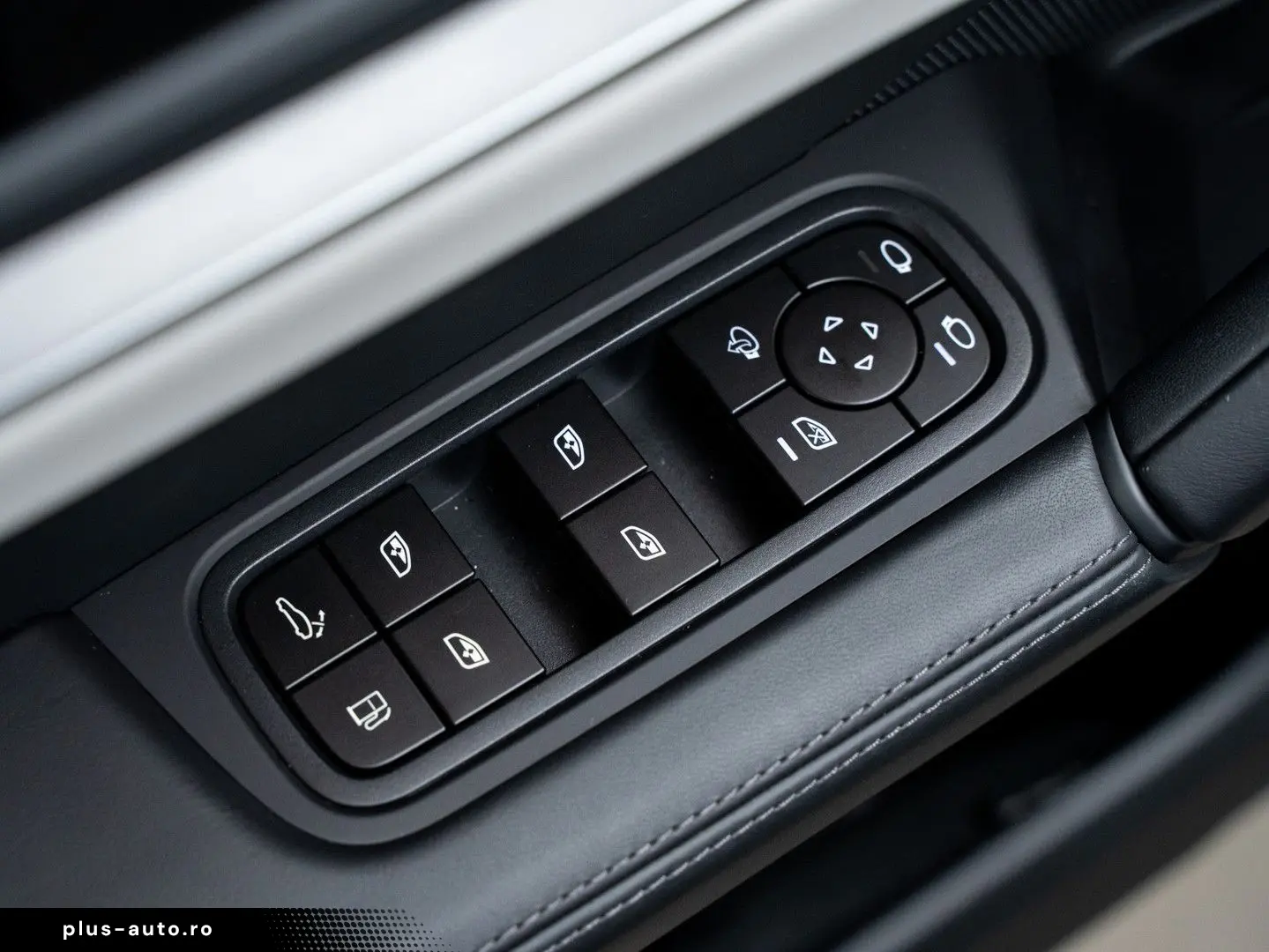 PORSCHE Cayenne E-Hybrid Coupé