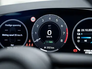 PORSCHE Cayenne E-Hybrid Coupé