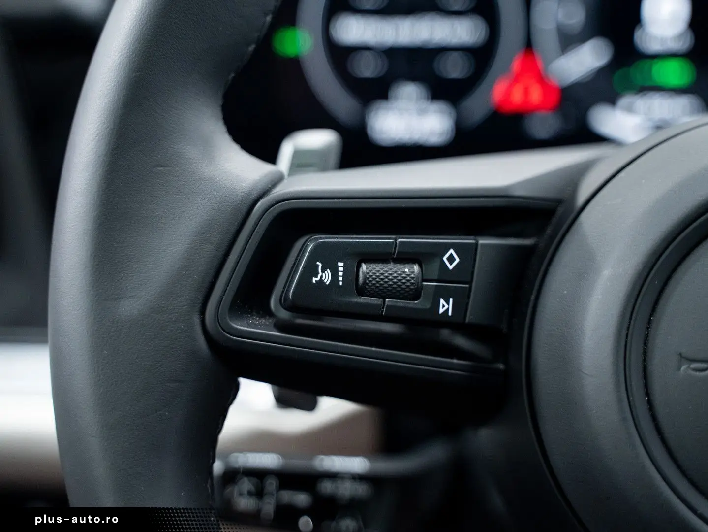 PORSCHE Cayenne E-Hybrid Coupé